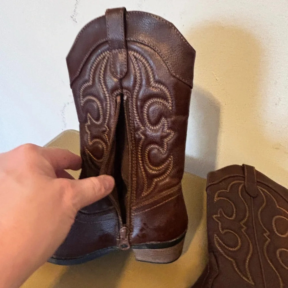 Cat & Jack Brown Kids Boots